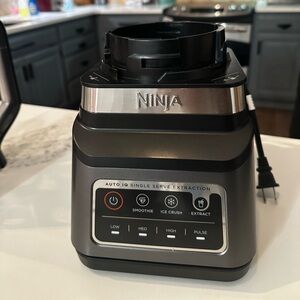 Ninja Auto IQ blender base